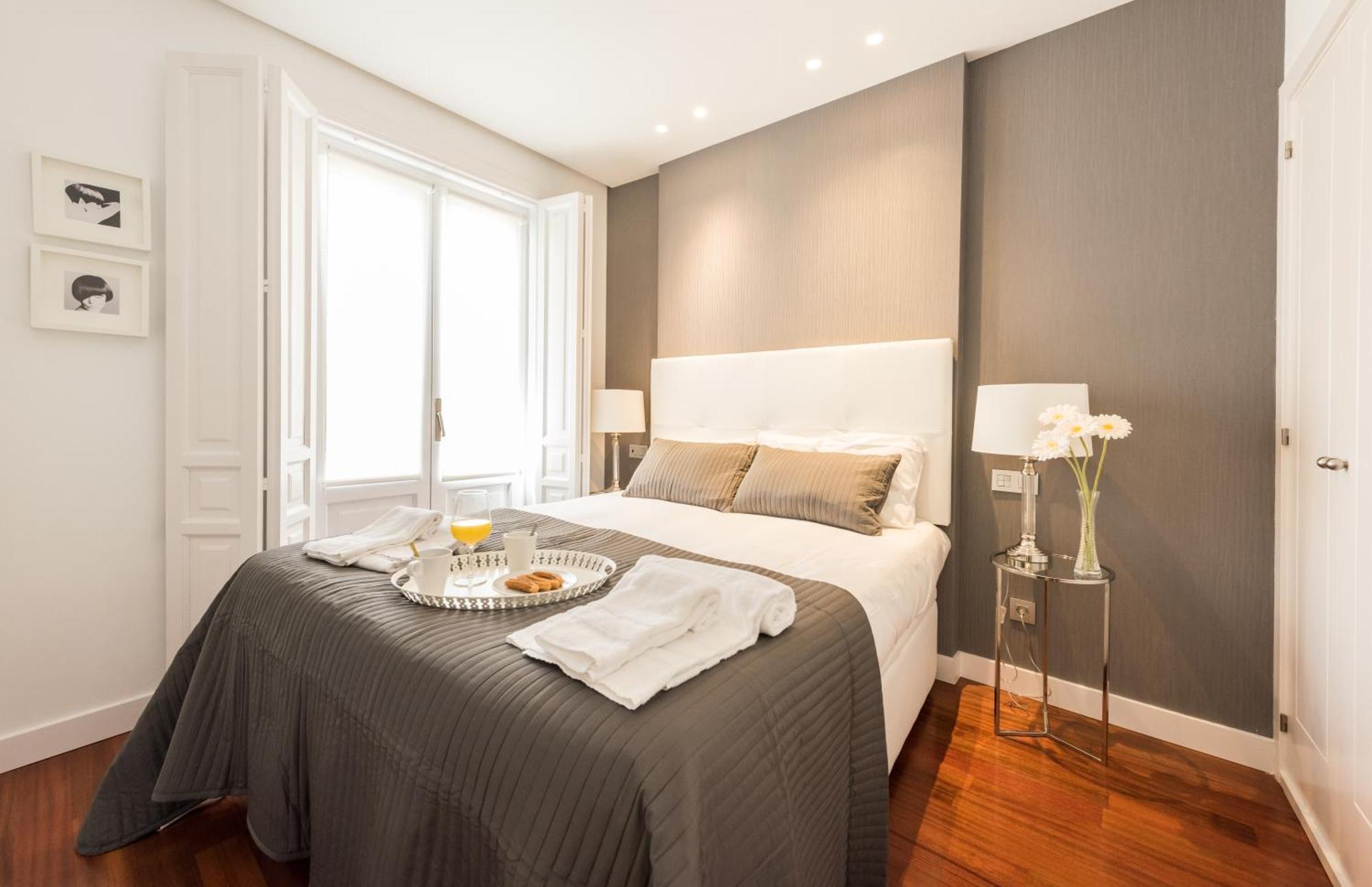 Apartmán Santa Ana Plaza Madrid Exteriér fotografie