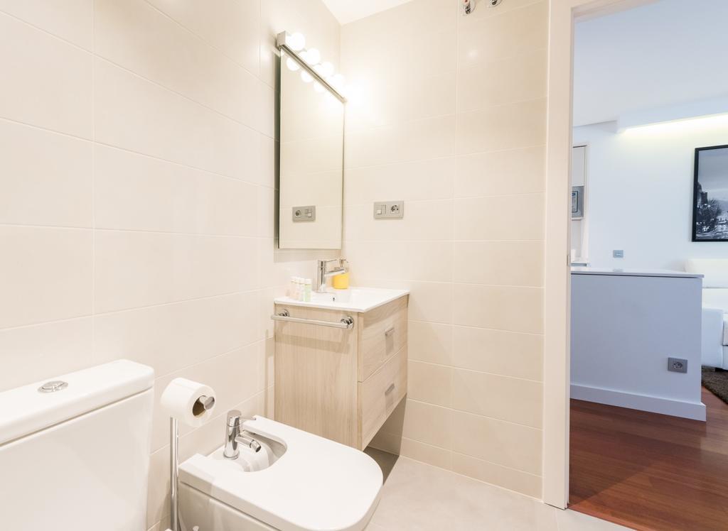 Apartmán Santa Ana Plaza Madrid Exteriér fotografie